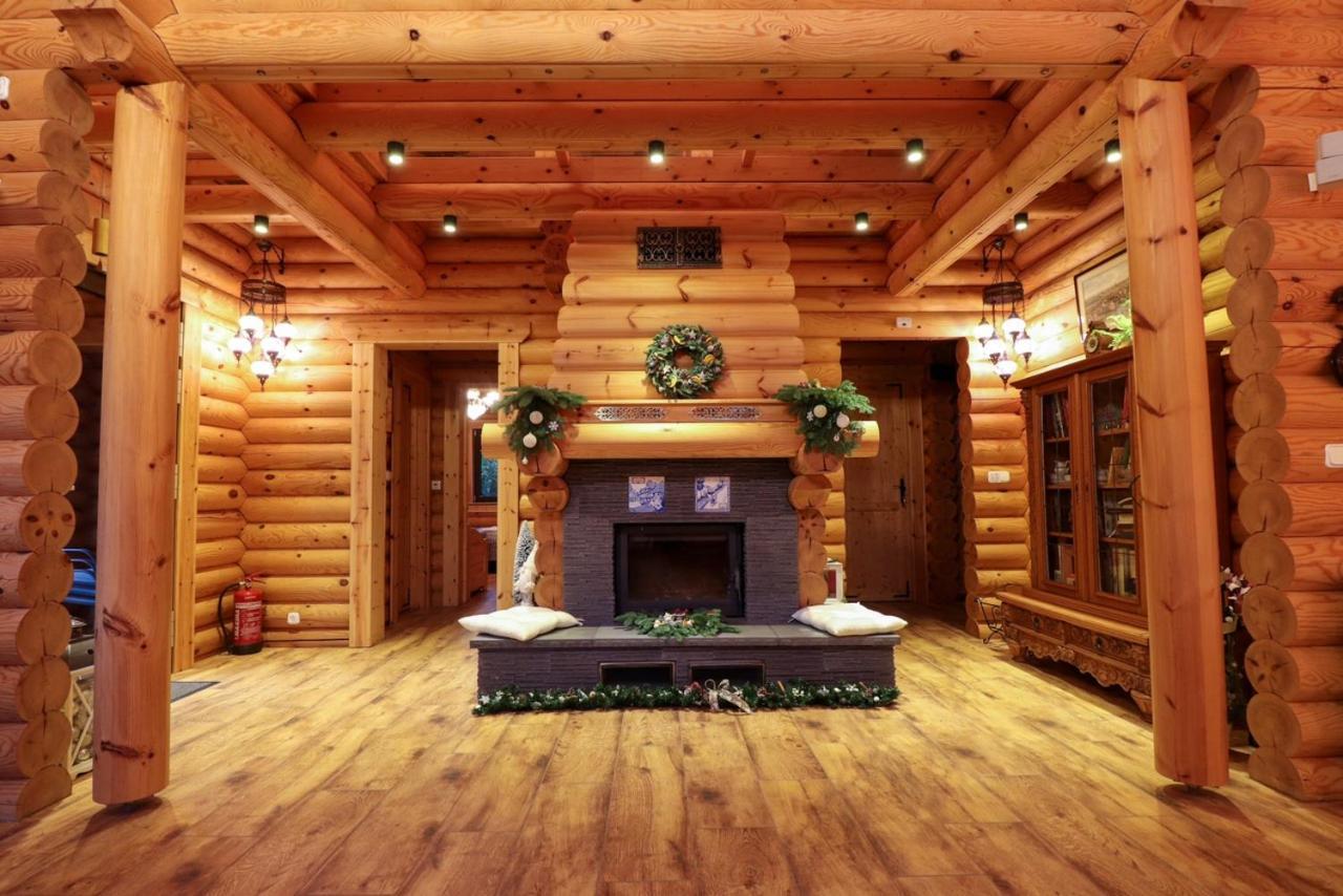 Greenwood Roenkhaz การ์ดอนนี ภายนอก รูปภาพ